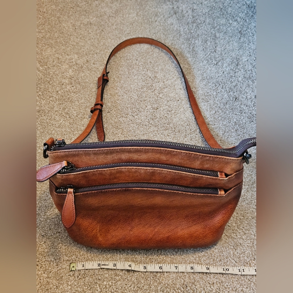 Cogna Leather Purse - Picture 4 of 16